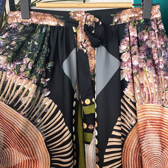 Jamie Okuma skirt SoCal wrap basket print open style. Worn once. Sold out online - Picture 9 of 10